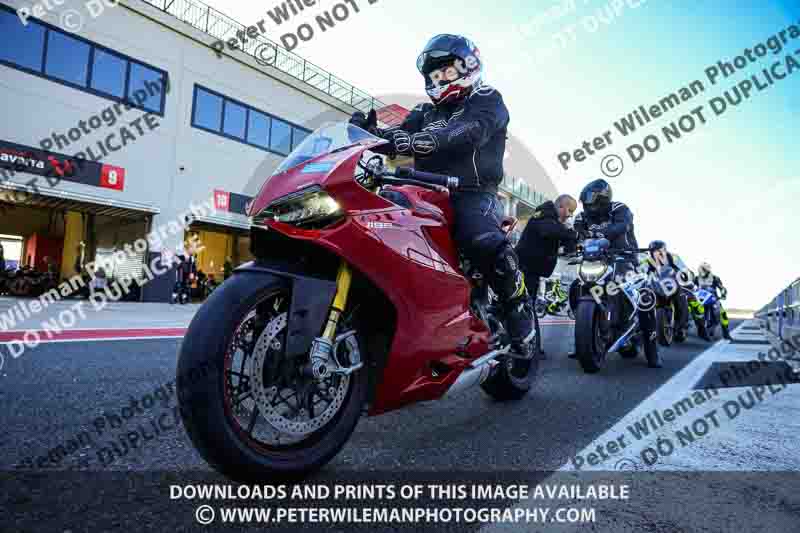 cadwell no limits trackday;cadwell park;cadwell park photographs;cadwell trackday photographs;enduro digital images;event digital images;eventdigitalimages;navarra;no limits trackdays;peter wileman photography;racing digital images;trackday digital images;trackday photos